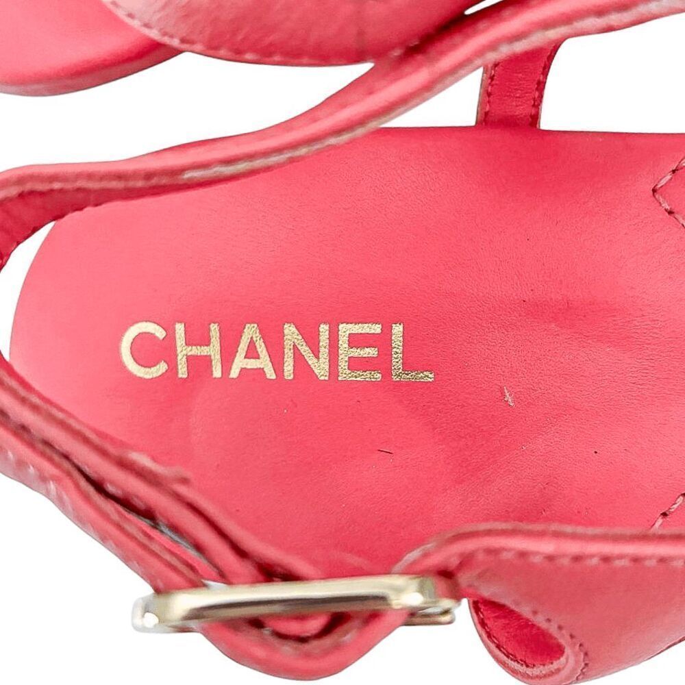 Chanel Interlocking C Pink Leather Thong Flat Sandals Gold Chain Detail EU 38 - Picture 10 of 10